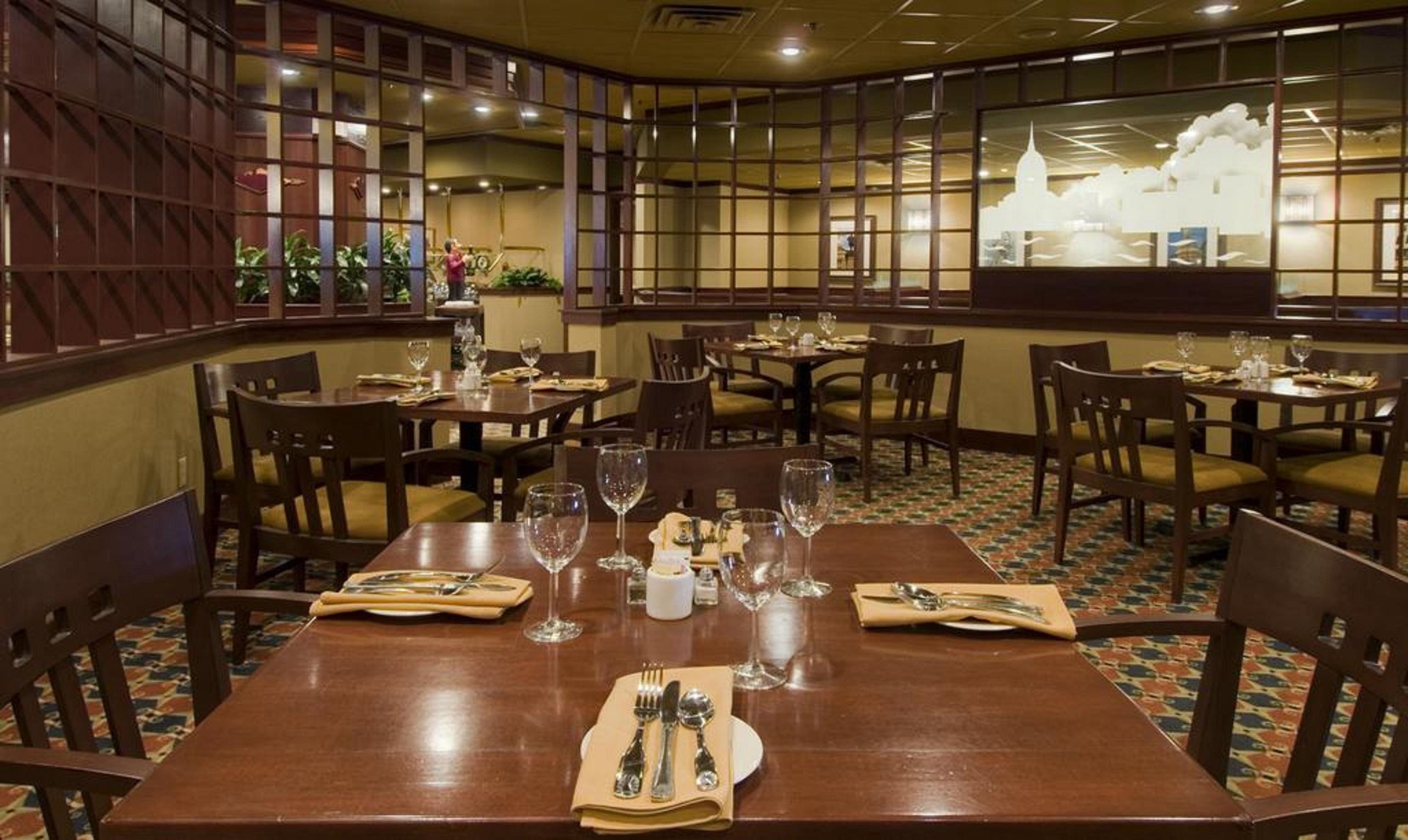 Doubletree By Hilton Lansing Hotel Kemudahan gambar