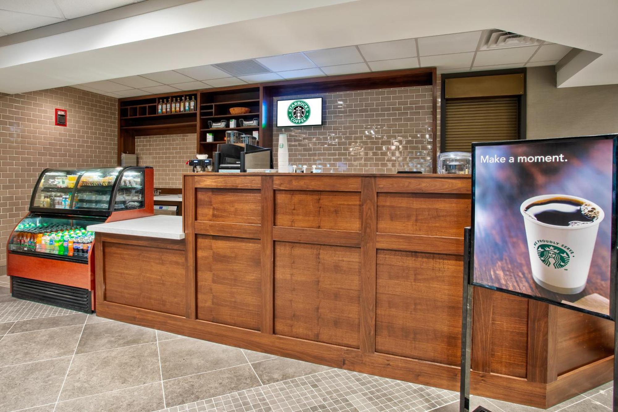 Doubletree By Hilton Lansing Hotel Luaran gambar
