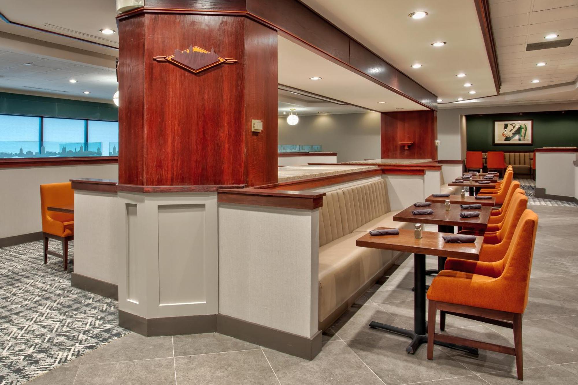 Doubletree By Hilton Lansing Hotel Luaran gambar