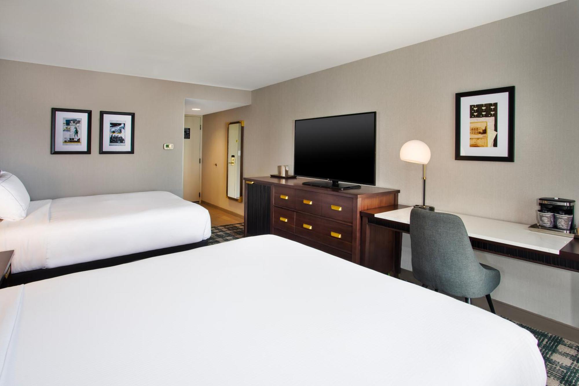 Doubletree By Hilton Lansing Hotel Luaran gambar