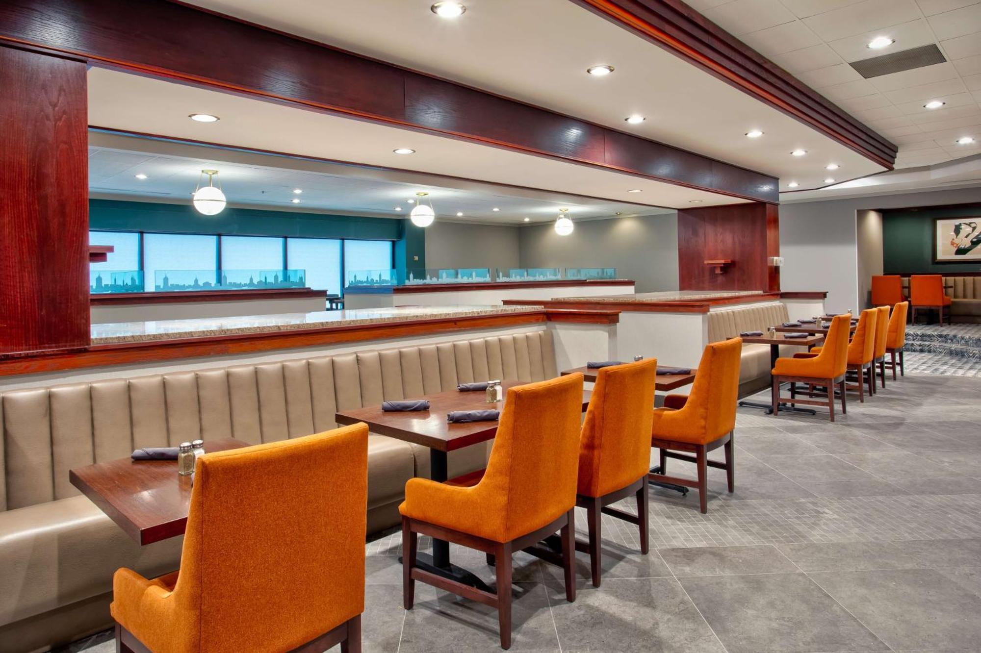 Doubletree By Hilton Lansing Hotel Luaran gambar