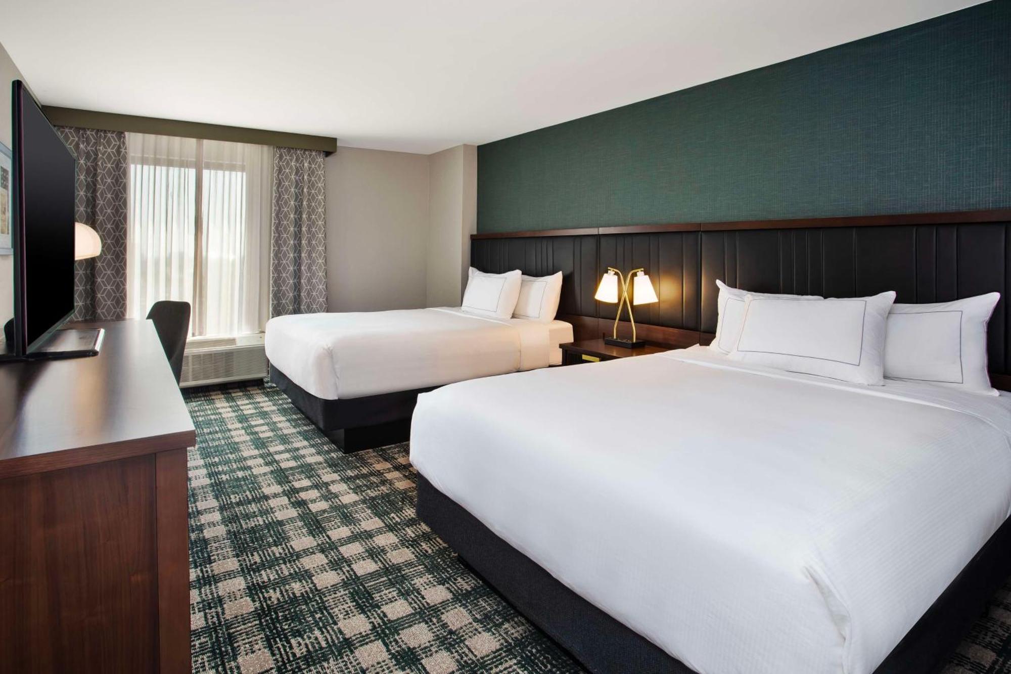 Doubletree By Hilton Lansing Hotel Luaran gambar